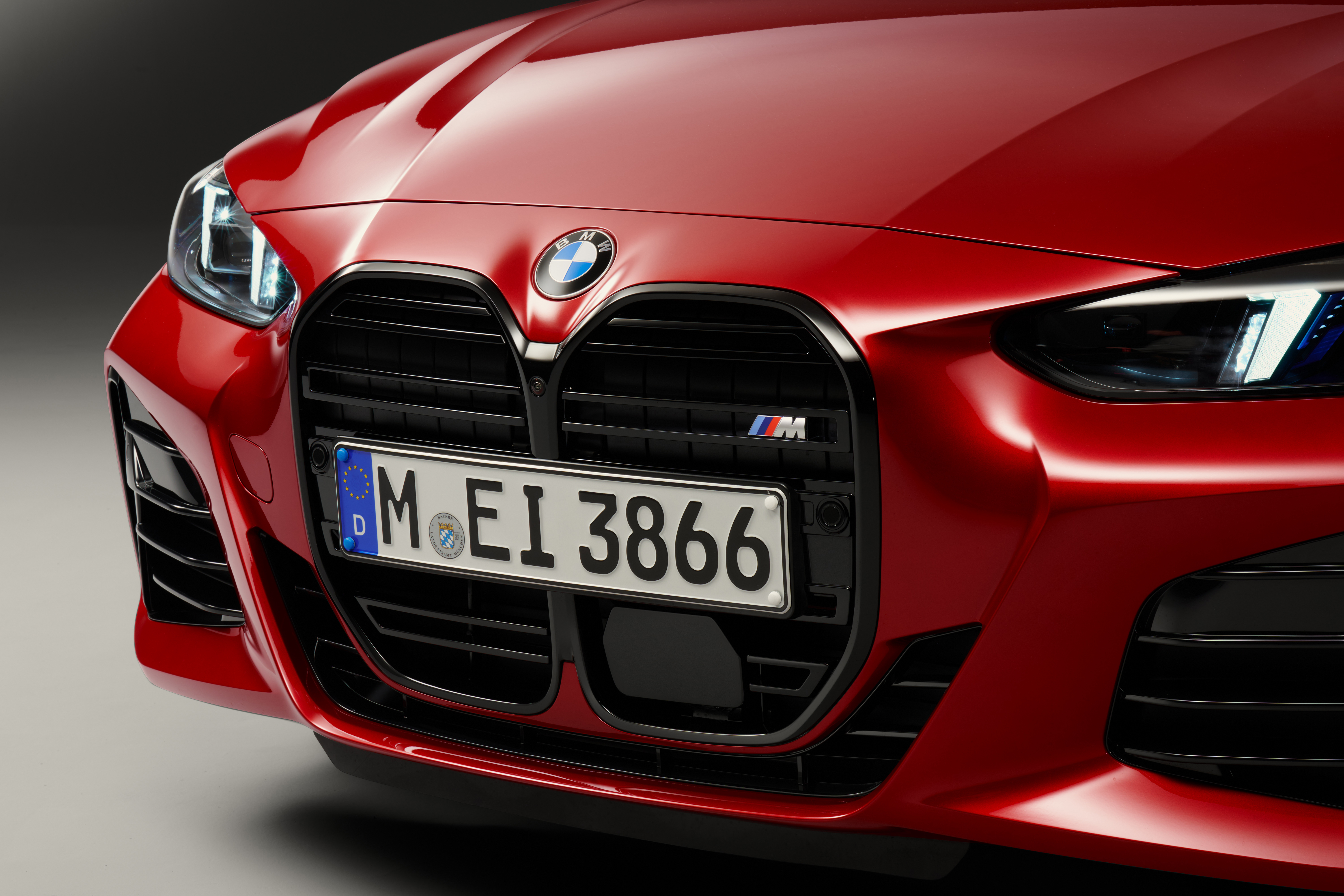 The new BMW 4 Series Coupé Studio Shots - Still (01/2024).